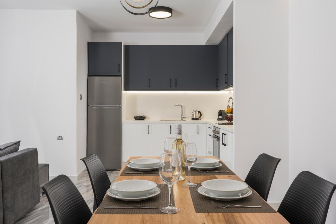 Quarters Luxury Apts Chania  Bagian luar foto
