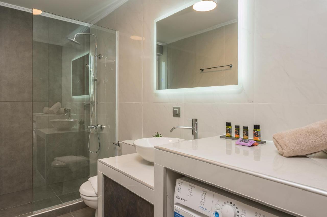 Quarters Luxury Apts Chania  Bagian luar foto