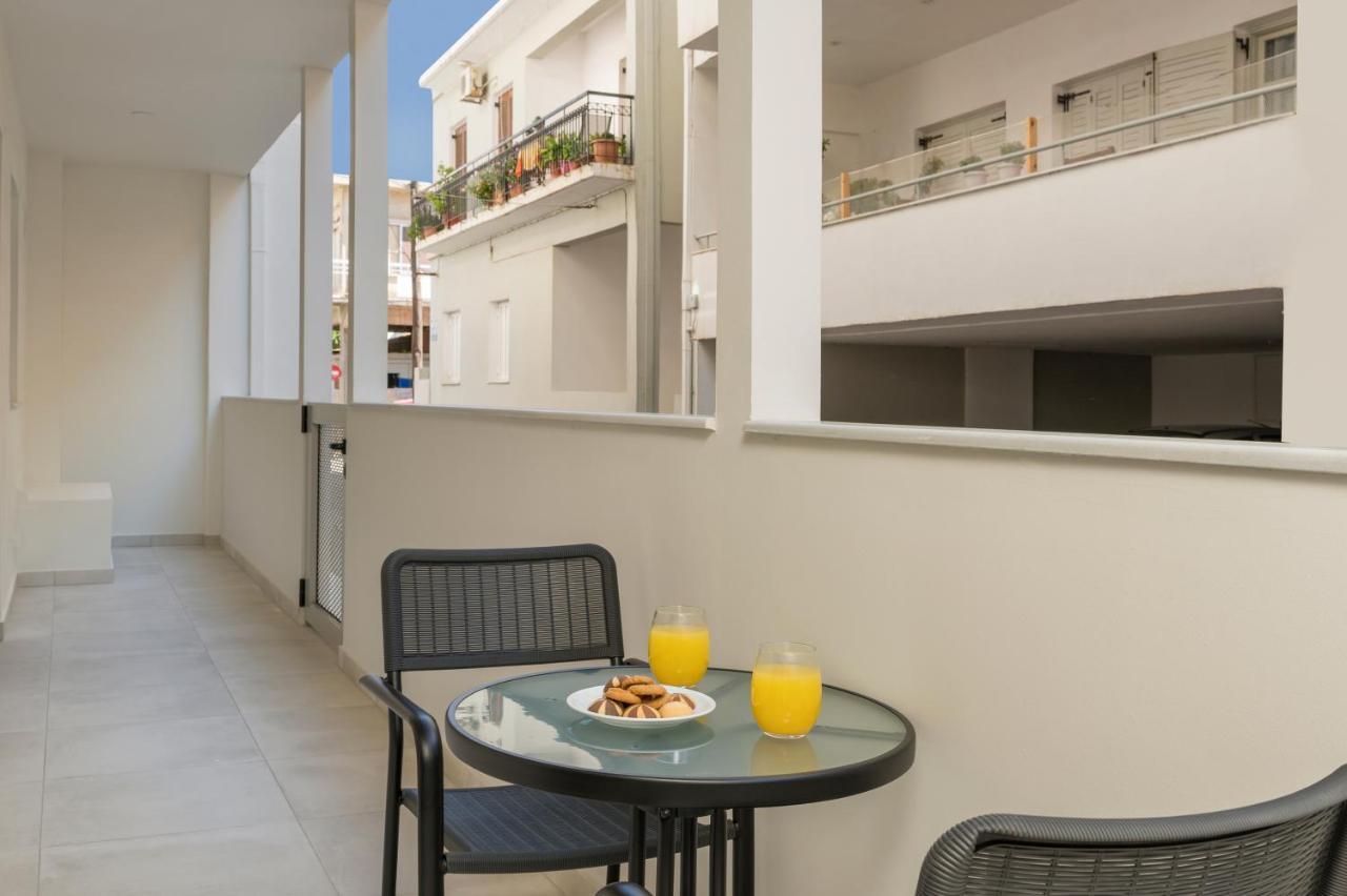 Quarters Luxury Apts Chania  Bagian luar foto