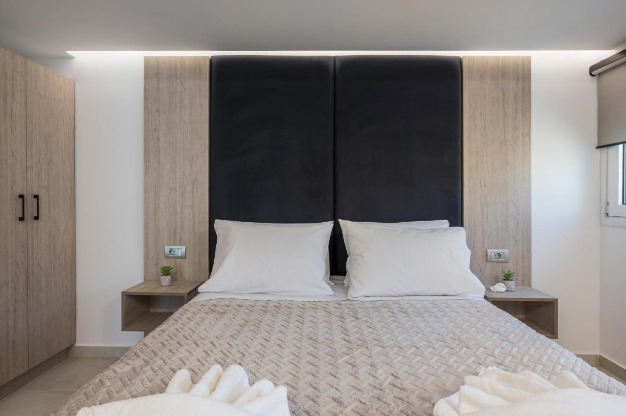 Quarters Luxury Apts Chania  Bagian luar foto