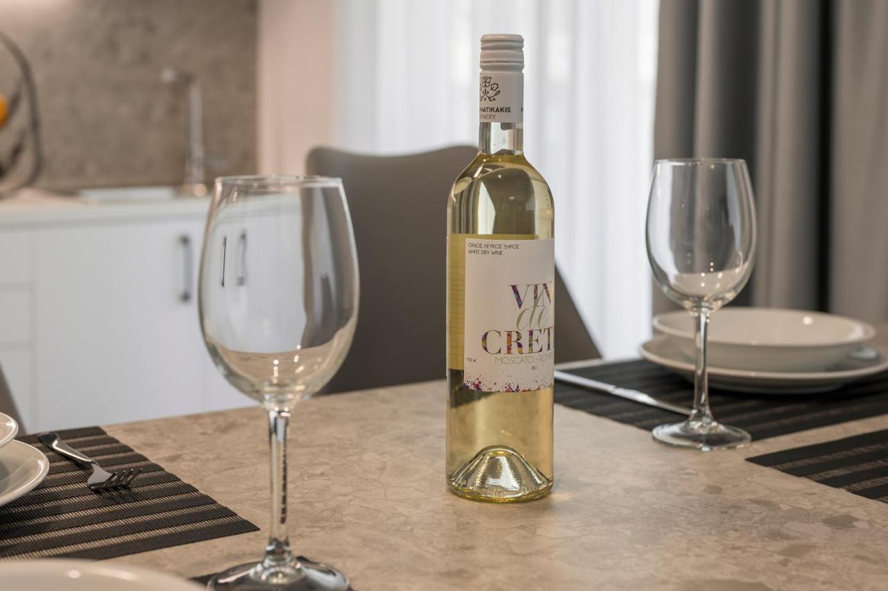 Quarters Luxury Apts Chania  Bagian luar foto