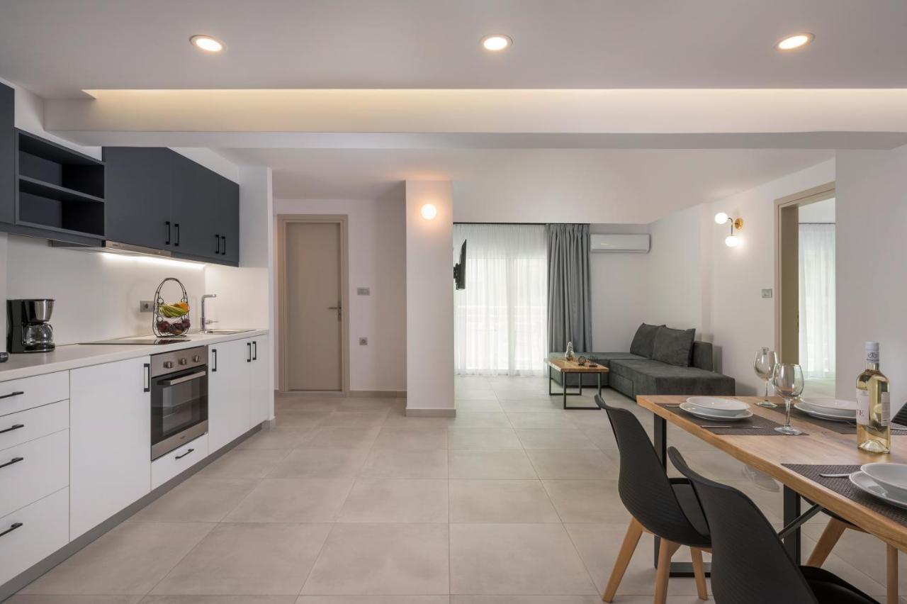 Quarters Luxury Apts Chania  Bagian luar foto